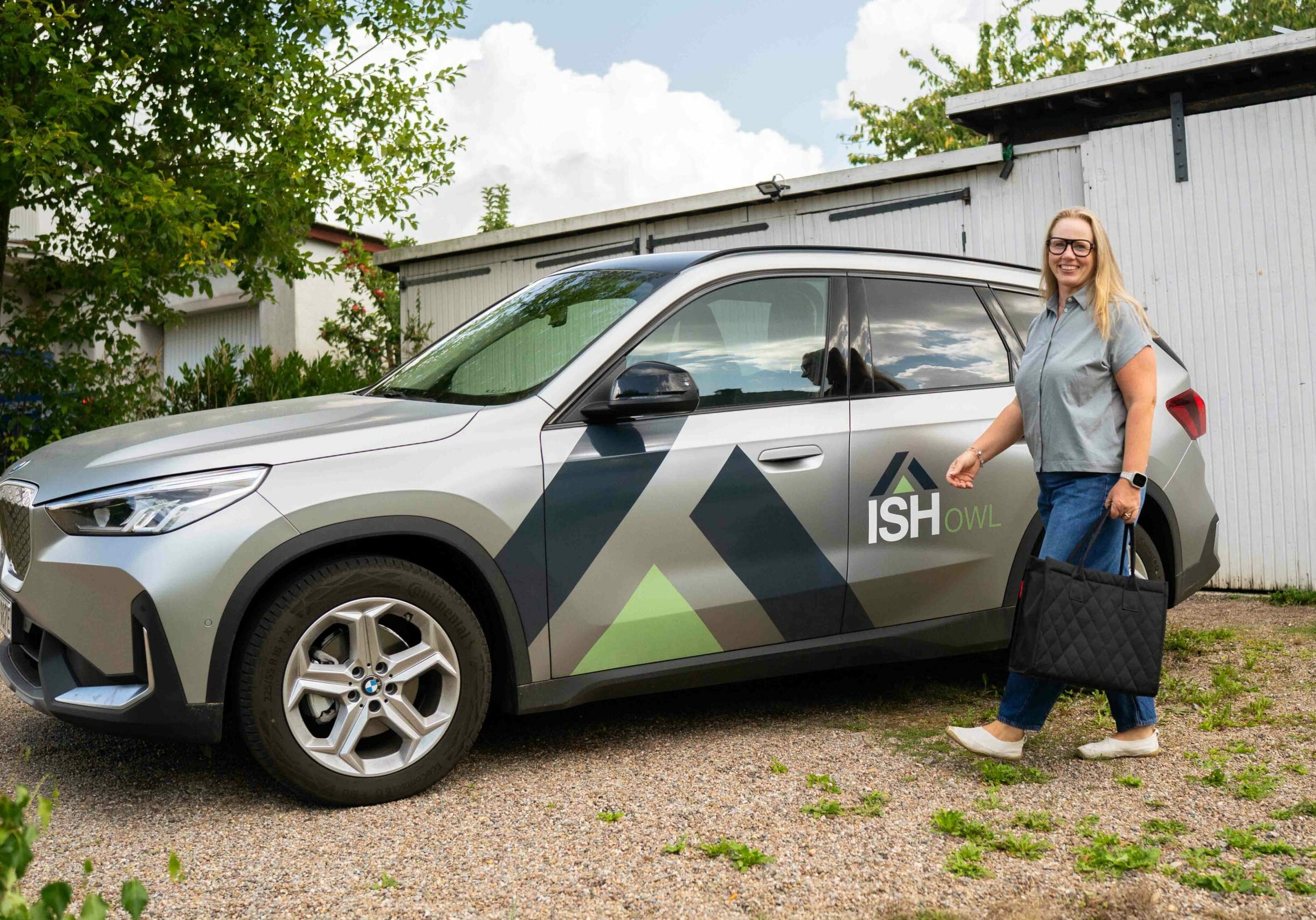 ISH_OWL_mit Auto